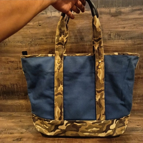 Us Polo Assn Tote Hand Bag - Picture 2 of 7